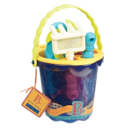 Sands Ahoy! – wiaderko z akcesoriami do piasku NIEBIESKIE / B.Toys  BX1330