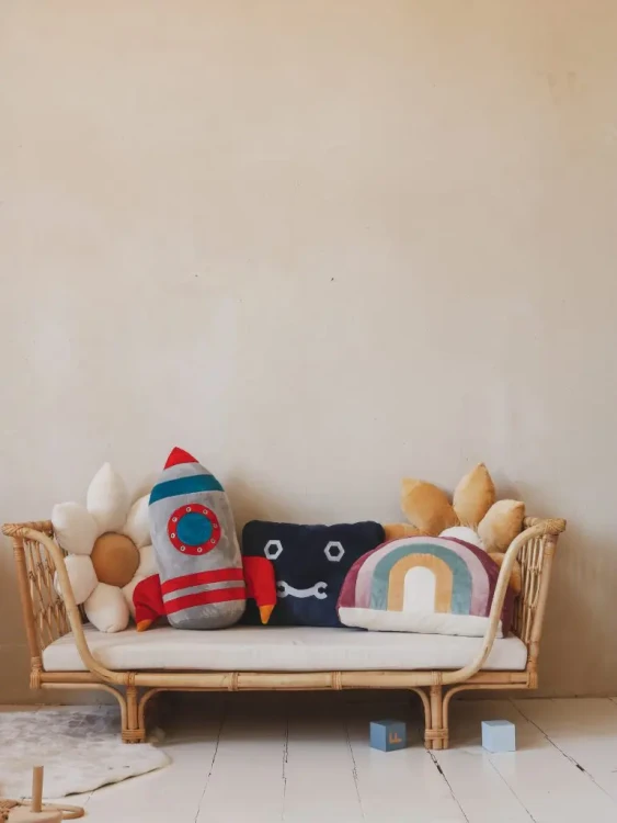 Poduszka dekoracyjna – Robot Retro / Kidspace
