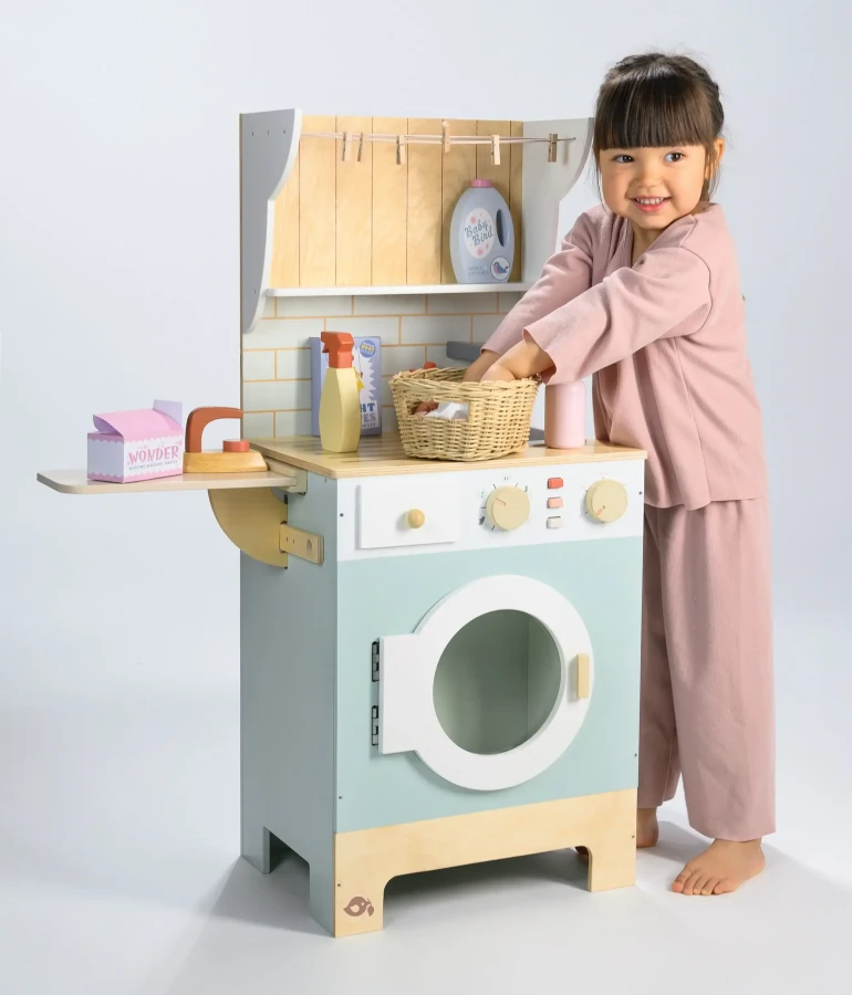 Drewniana pralnia z akcesoriami / Tender Leaf Toys