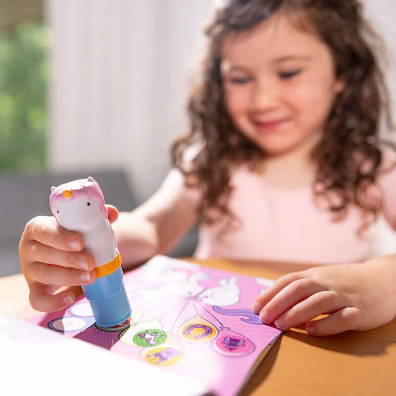 II GATUNEK: Stempel z naklejkami Sticker Wow - Jednorożec / Melissa & Doug