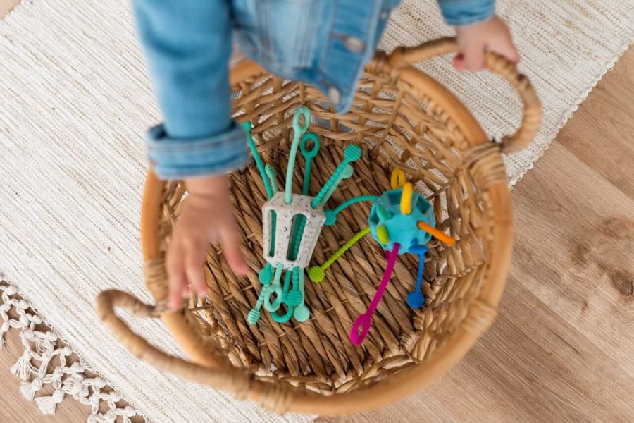 Przeciąganiec Zippee Miętowy. Zabawka sensoryczna.