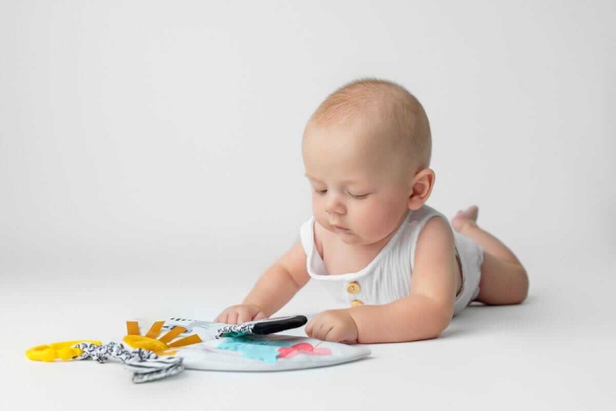 Książeczka Sensoryczna Szop Pedro / Mom's Care