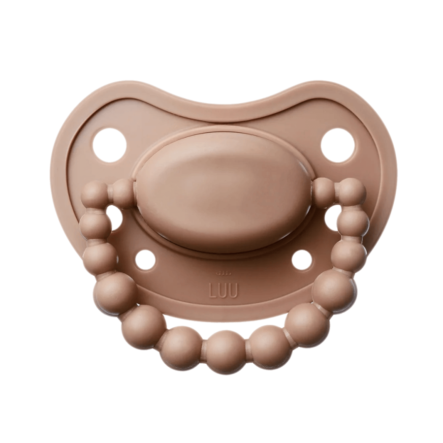 Smoczek pozycjonujący - Milk Hazelnut / LUU Kids