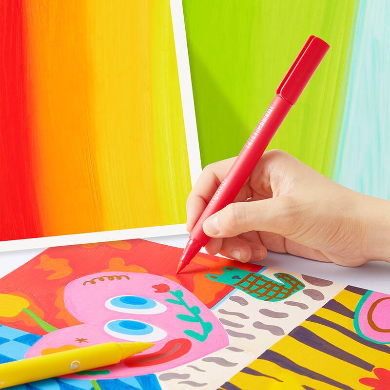 Markery akrylowe - bardzo miękka stalówka (12 kolorów) / Mideer