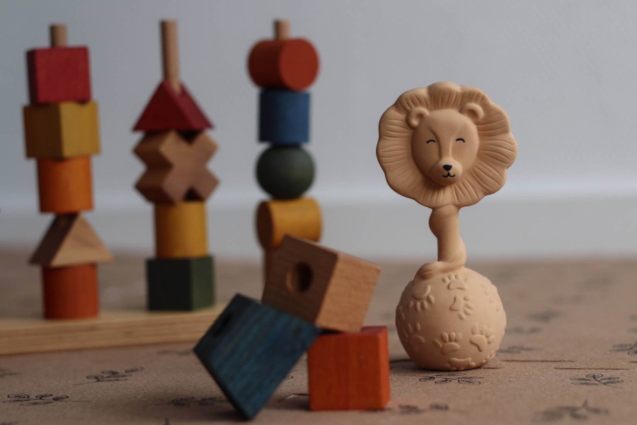 Kauczukowy gryzak z grzechotką - Lew / Natruba