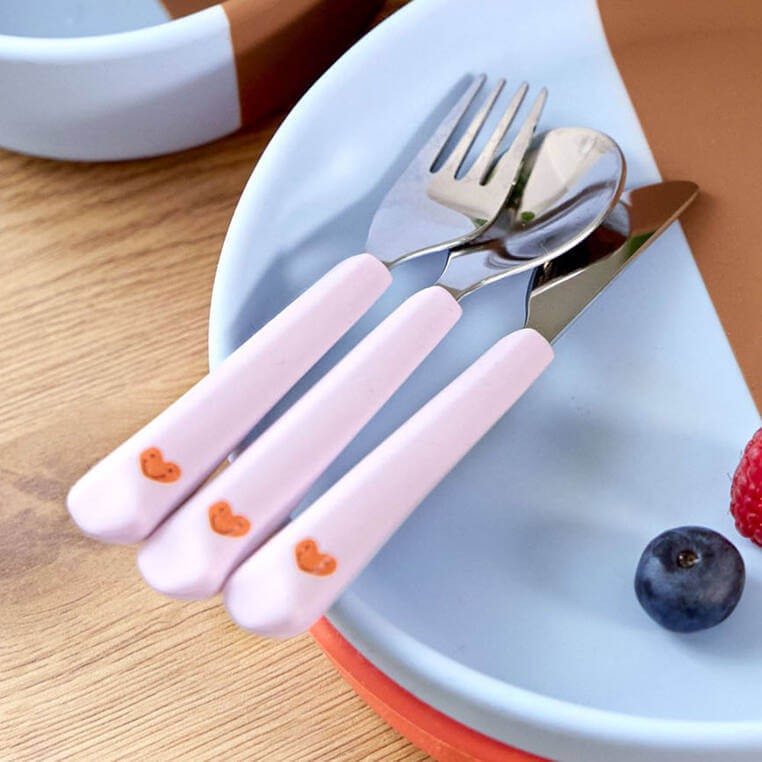 Zestaw sztućców ze stali nierdzewnej Happy Rascals - Heart lavender / Lassig