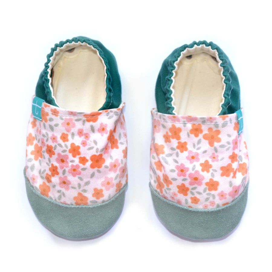Kapcie do domu, żłobka, przedszkola - FALL FLOWERS / TITOT