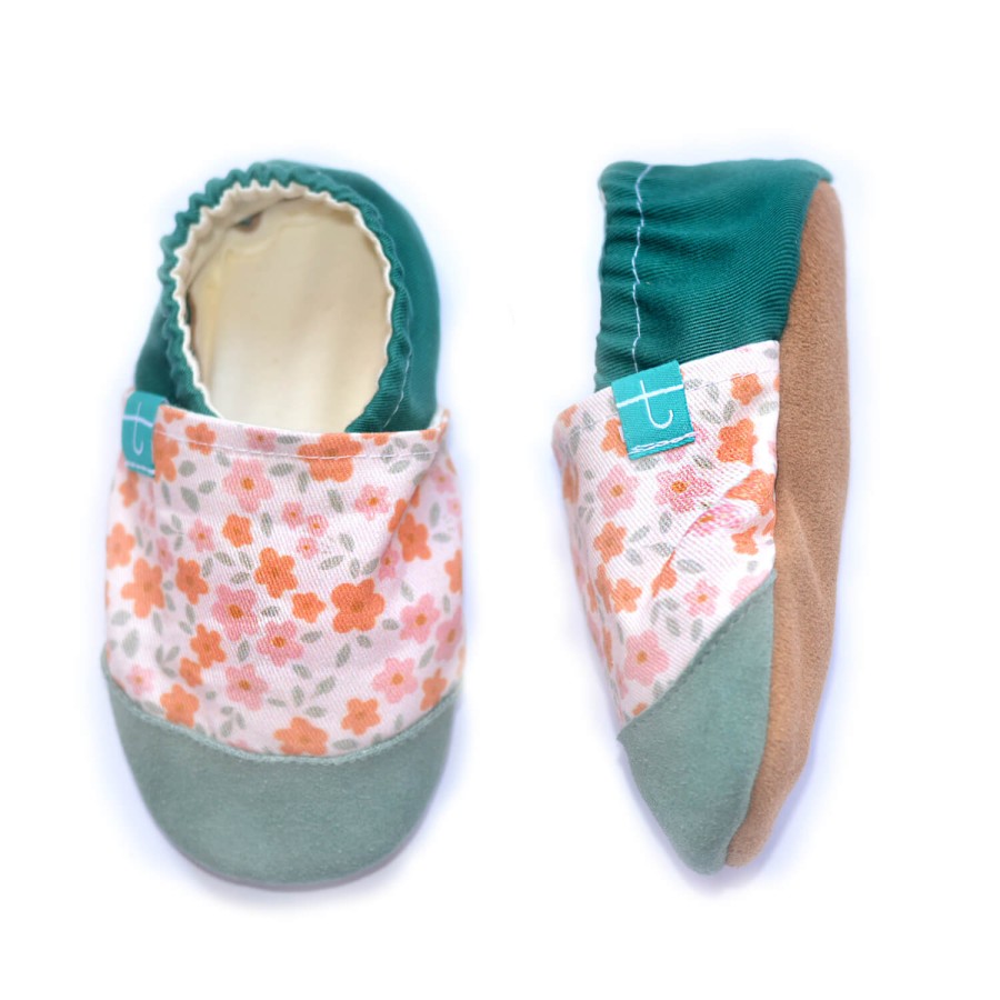 Kapcie do domu, żłobka, przedszkola - FALL FLOWERS / TITOT