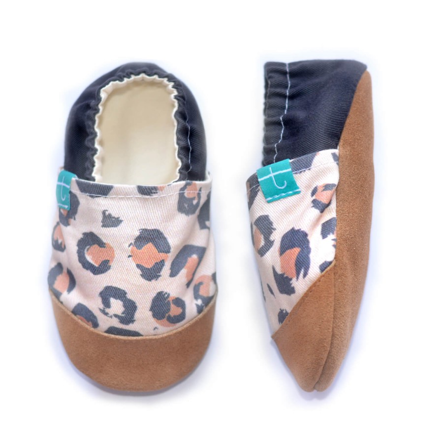 Kapcie do domu, żłobka, przedszkola - GO WILD / TITOT