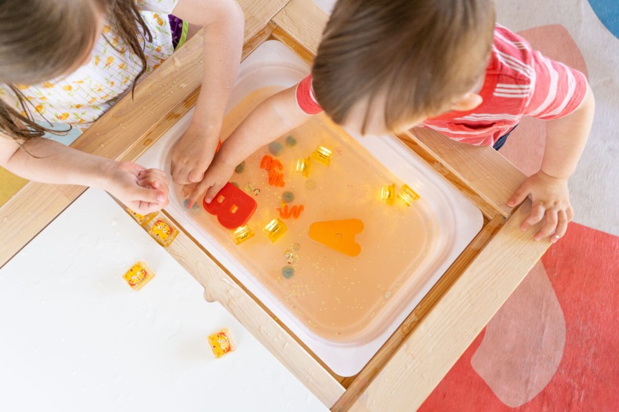 Kostki sensoryczne świecące w wodzie Daniel Tygrysek - zabawka kąpielowa, złoty / Glo Pals