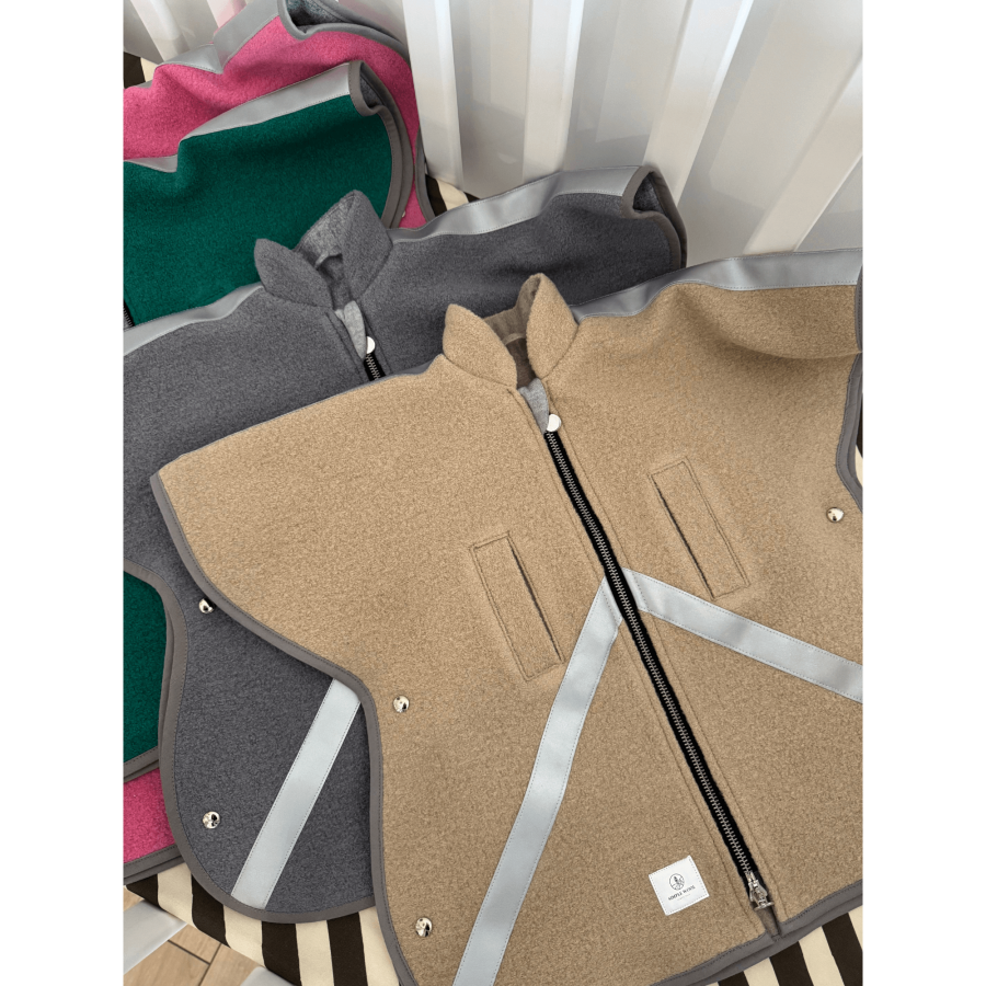 Ponczo z wełny merino beż / Simple Wool