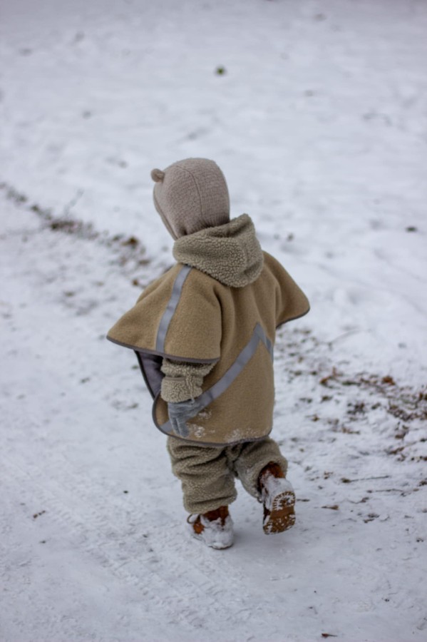 Ponczo z wełny merino beż / Simple Wool