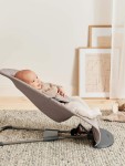 BABYBJORN - leżaczek BLISS WOVEN, Classic Quilt, Sand Grey
