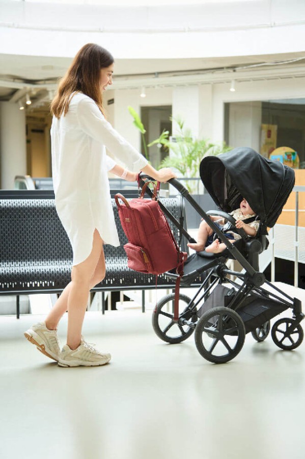 Plecak dla rodzica Family Club Signature Urban Burgundy / Childhome