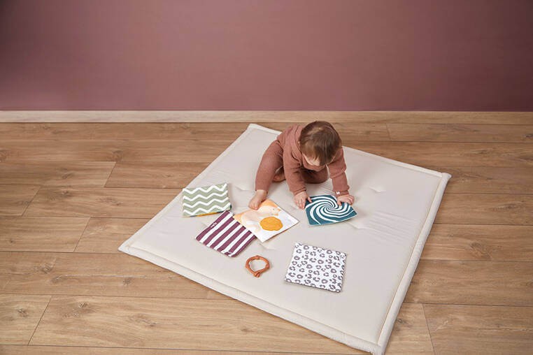 Karty sensoryczne miękkie dwustronne 5 szt. Kotki Stimuli / Kaloo