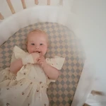 Gryzak Rękawiczka - Rainbow / Mushie