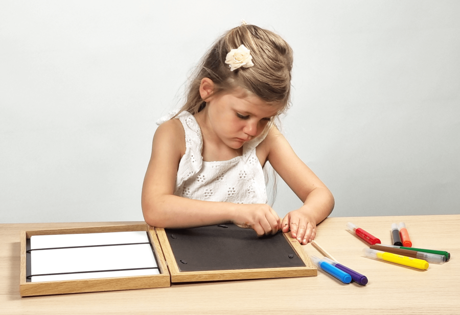 Zestaw artystyczny MOJE PIERWSZE RYSUNKI / BUKI