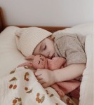 Przytulaczek z wełny aplaki - bunny rose / Main Sauvage