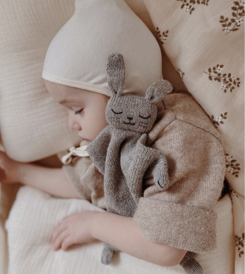 Przytulaczek z wełny aplaki - bunny grey / Main Sauvage
