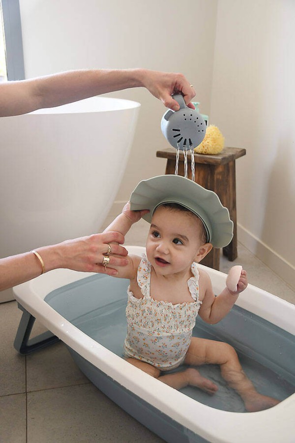 Silikonowy kubek do mycia głowy Pebble / Beaba