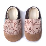 Kapcie do domu, żłobka, przedszkola - BROWN DOGGY / TITOT