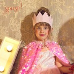 Kostium różowa peleryna z cekinami Laurence / Souza!