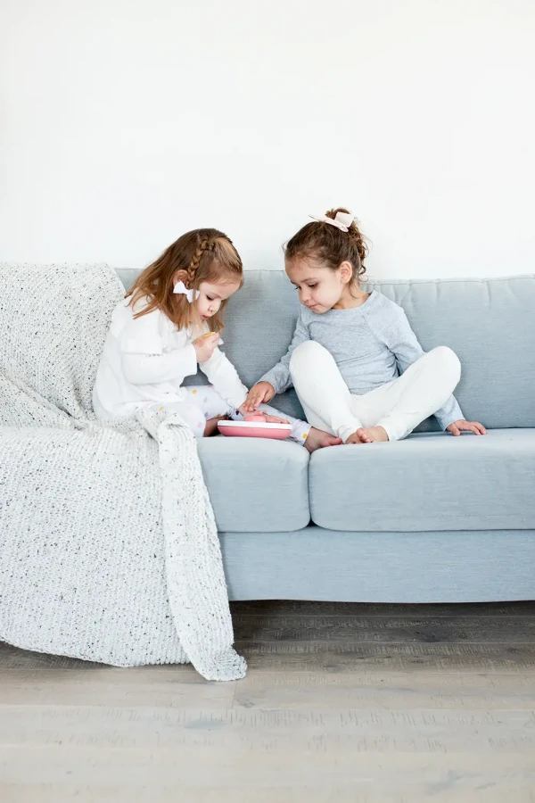 SNACK SPINNER pojemnik na przekąski, Coral Pink / GOBE