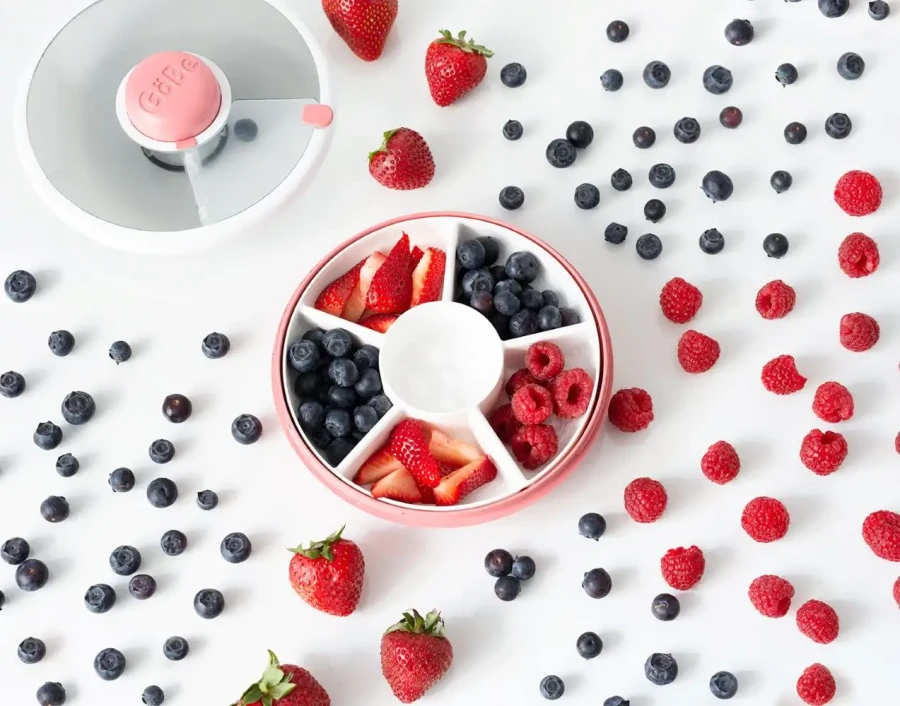 SNACK SPINNER pojemnik na przekąski, Coral Pink / GOBE