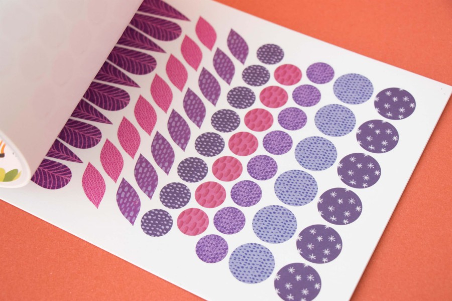 Zeszyt - kolorowanka - wyklejanka do kreatywnej zabawy, Art&Stickers / Londji