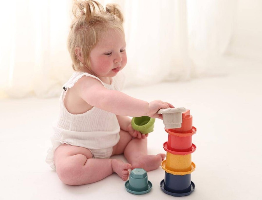 Tęczowa wieża z kubków do układania 6m+ / TOLO Bio