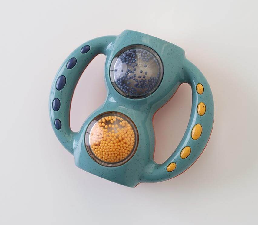 Magiczna grzechotka z lusterkiem 6m+ / TOLO Bio