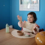 Śliniak silikonowy Kites / Mushie