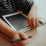 Podświetlany tablet do rysowania KIDYDRAW-MINI - dinozaury / Kidywolf