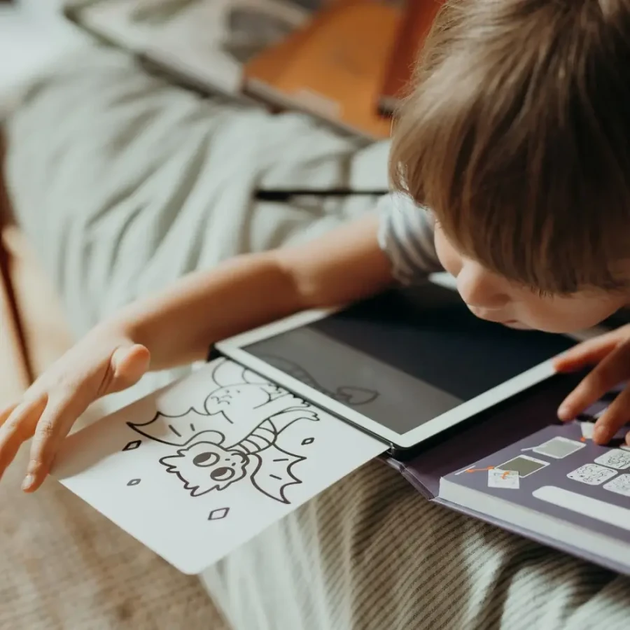 Podświetlany tablet do rysowania KIDYDRAW-MINI - podróże / Kidywolf