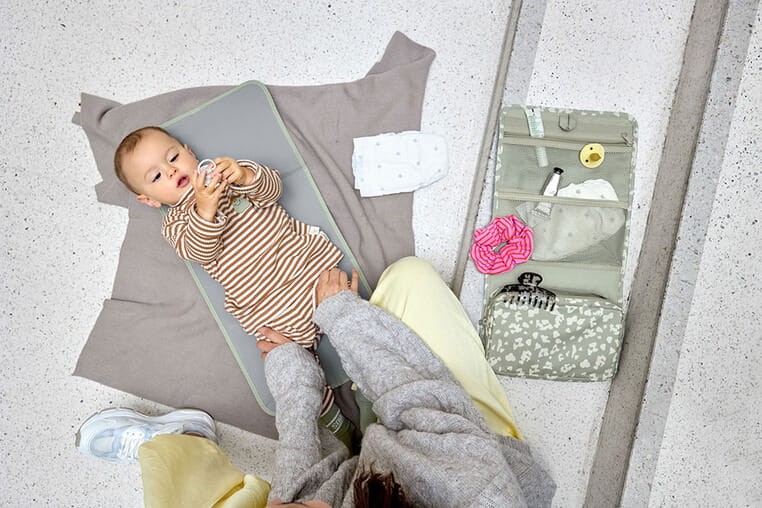 Organizer kosmetyczka podróżna wisząca Leo light khaki / Lassig