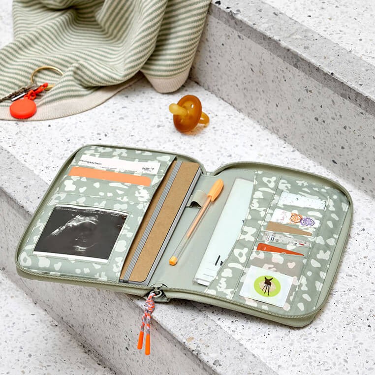 Etui na dokumenty Leo light khaki / Lassig