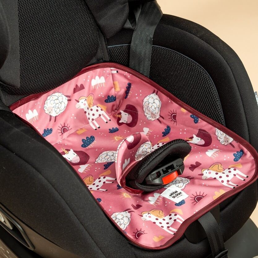 Wodoodporna podkładka do fotelika Dream Big / Moon Bloom