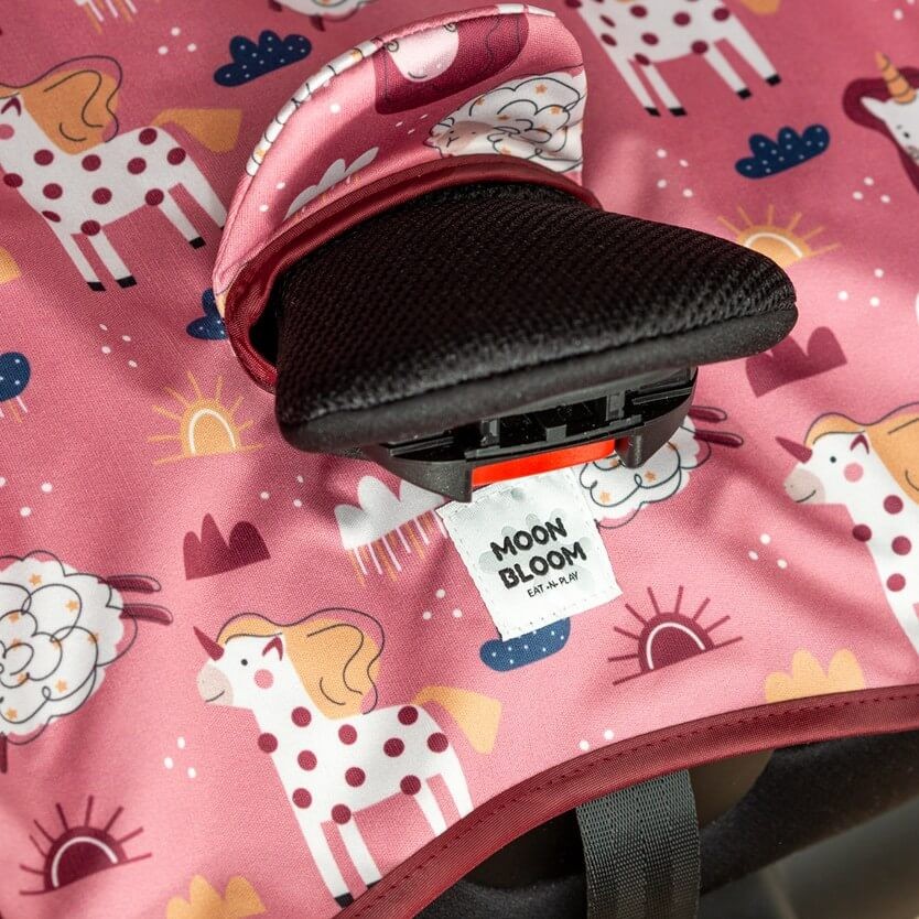 Wodoodporna podkładka do fotelika Dream Big / Moon Bloom