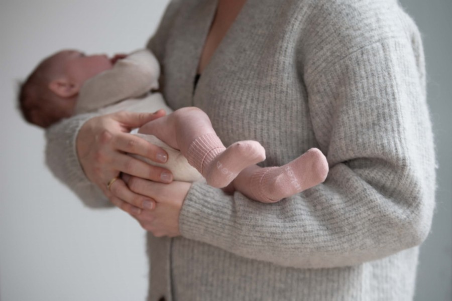Skarpetki dla noworodków Stay-on-Socks Newborn, Mauve / KipKep