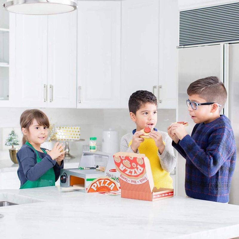 Drewniany zestaw do robienia pizzy z piecem Top & Bake 34 el / Melissa & Doug