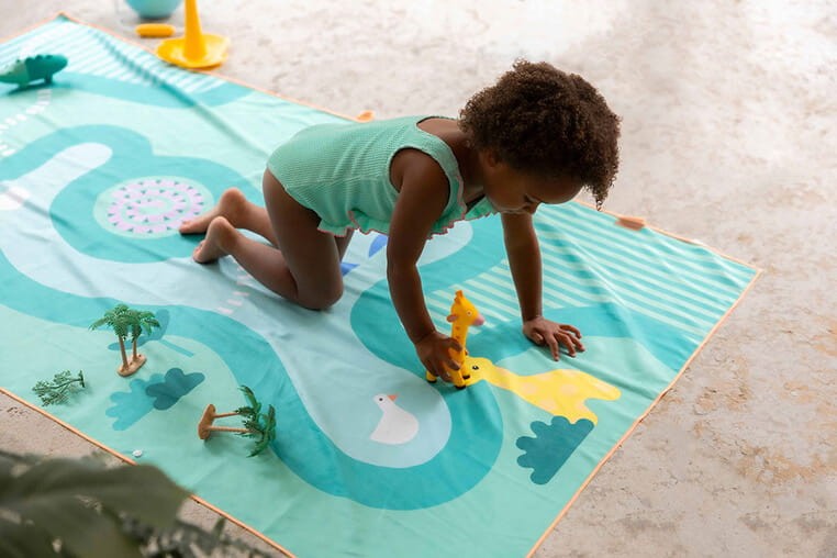 Dwustronny ręcznik plażowy PlayTowels - Safari / QUUT
