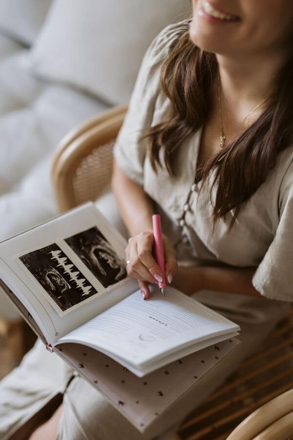 Pamiętnik ciąży - oh mama Soft Pink / Mommy Planner