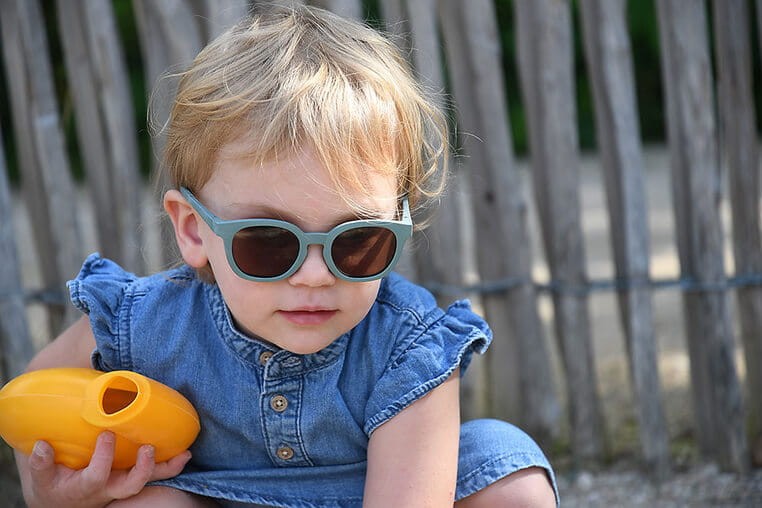 Okulary przeciwsłoneczne dla dzieci 2-4 lata Bright - Smokey green / Beaba