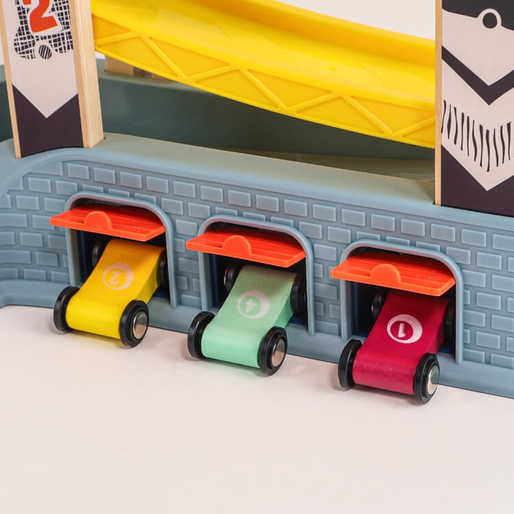 Tor samochodowy Zjeżdżalnia z superszybkimi autami, 18m+ / TOPBRIGHT