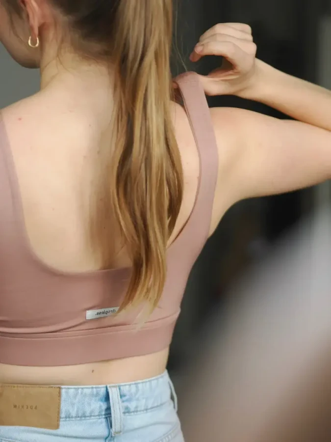 Nieprzemakalny biustonosz do karmienia piersią dropless. rose gold / dropless.