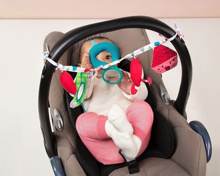 Wielofunkcyjny łańcuch do wózka Czerwony Kapturek 3 m+ / Lilliputiens