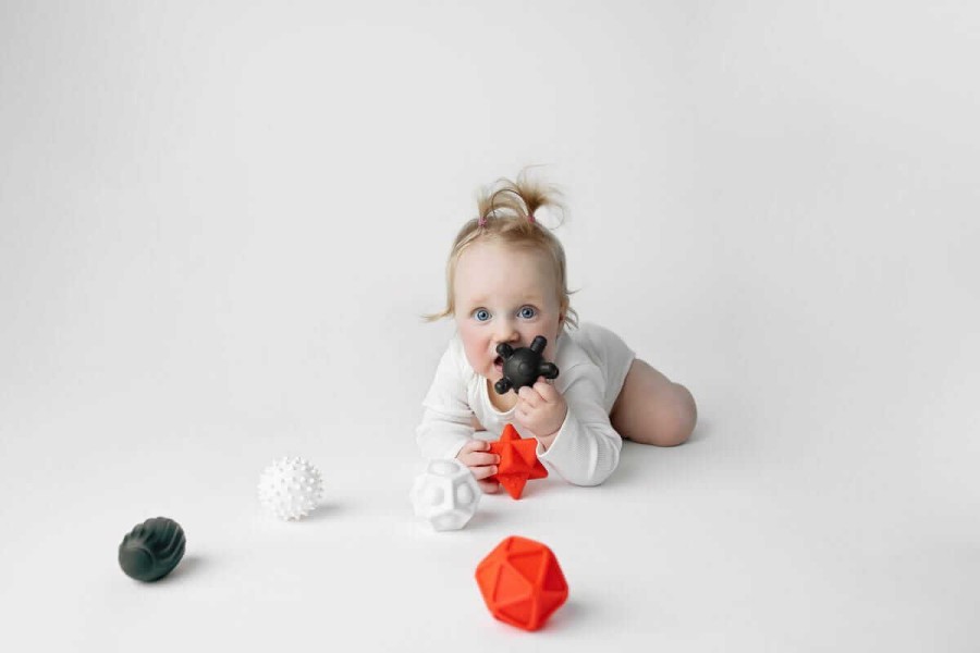 Piłeczki sensoryczne 6 szt. Kontrastowe / Mom's care