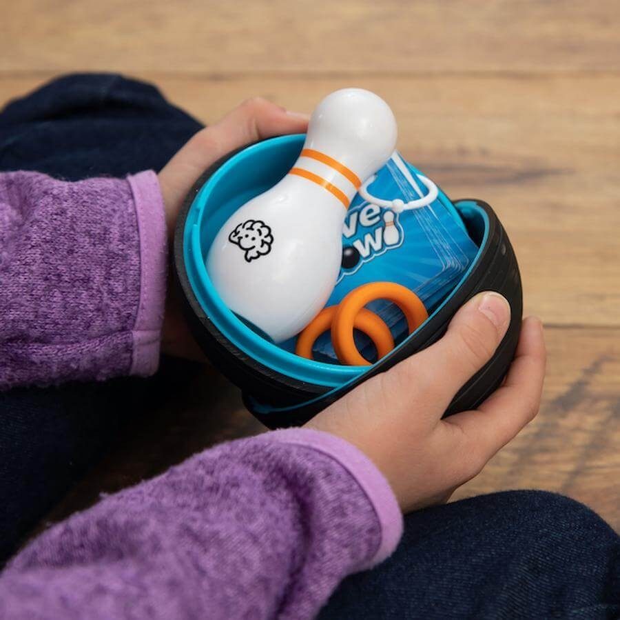 Curve Bowl - Podkręcona Kula do Kręgli / Fat Brain Toys