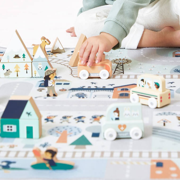 Zestaw klocków i figurek 35 el. Biała Dolina Cross Roads 2+ / Janod