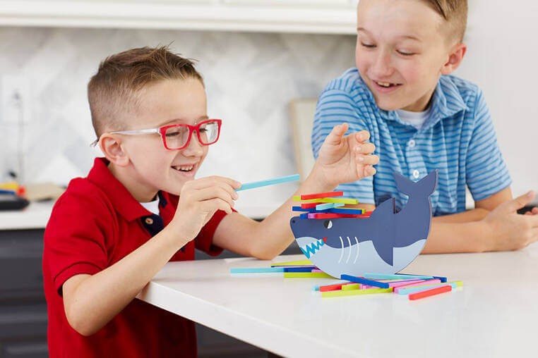 Drewniana gra balansowa Rekin 4+ / Mudpuppy